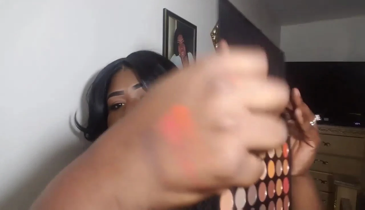 Swatches of the Morphe 35OM palette demonstrating its pigmentation.