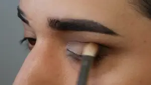 Mastering Eyeshadow Blending: Achieve a Flawless Smoky Eye