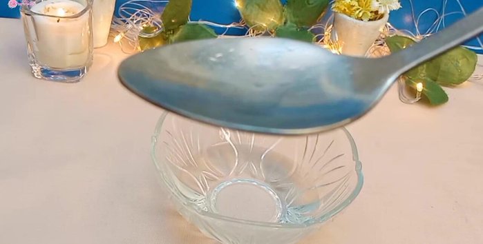 Add 2-3 drops of essential oil.