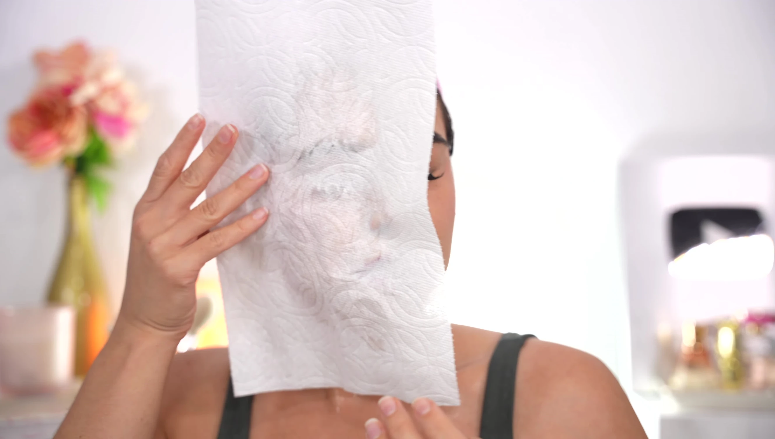 Close-up showing the results of the waterproof test on the One Size side.