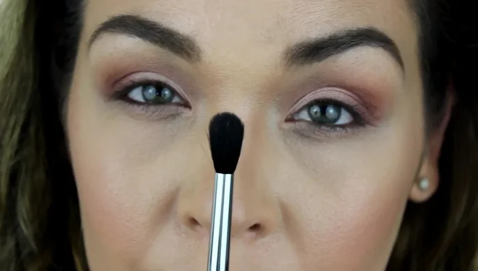 Blend all eyeshadows together using a clean Pro crease brush to diffuse the shadows into the crease for a soft smokey look.