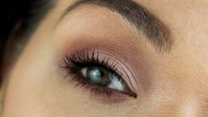 Peachy Eye Makeup Tutorial: Achieve a Soft, Smokey Look with Beauty Junkies Products