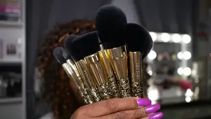 Milani Luxe Holiday Brush Set Review: A Detailed Look at 10 Luxurious Brushes