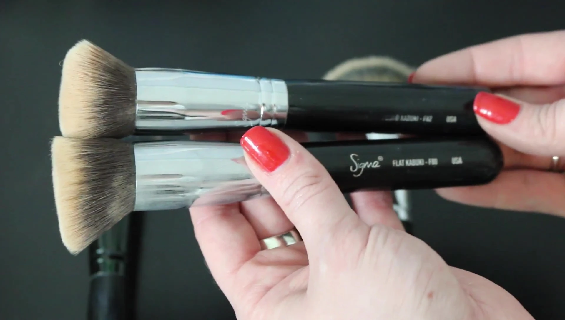 Sigma F80 foundation brush