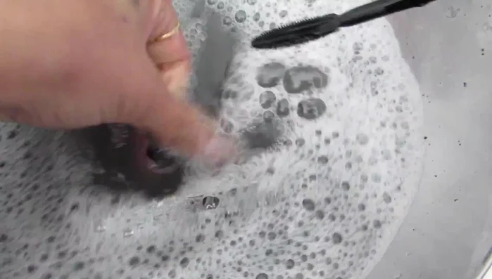 Rinse the tube repeatedly with clean water until the water runs clear.