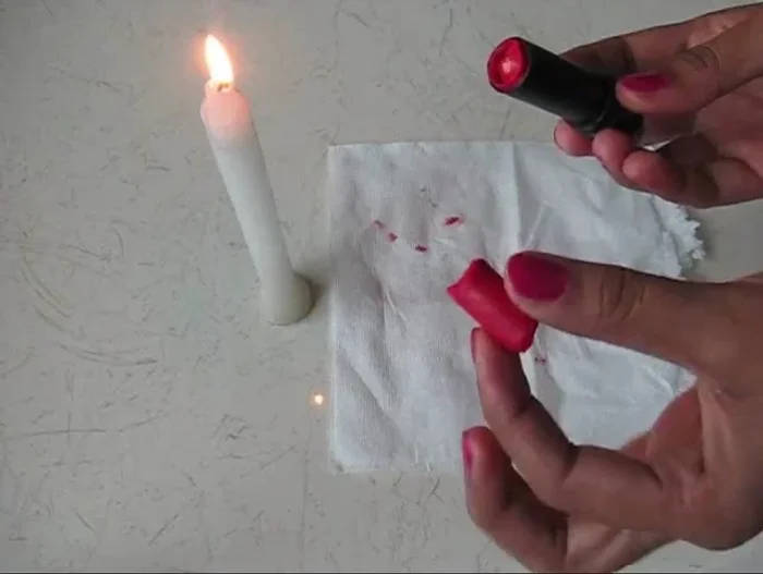 Prepare your workspace. Place a tissue paper down to avoid making a mess.