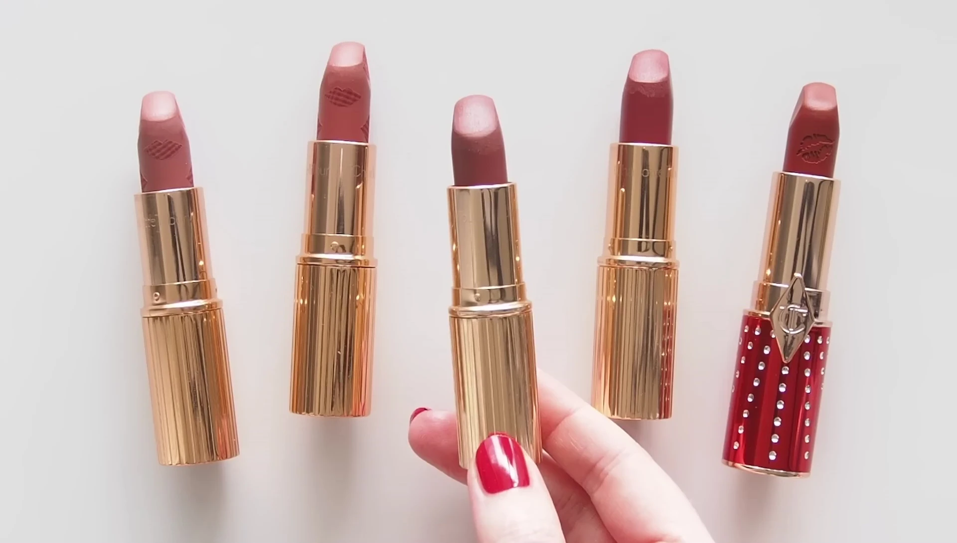 Swatch of Bond Girl/Mi Kiss