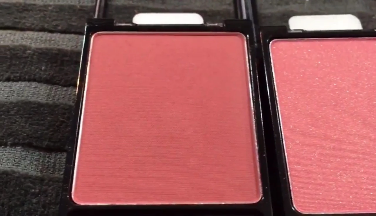 Swatches of Mellow Wine and Pearlescent Pink blushes