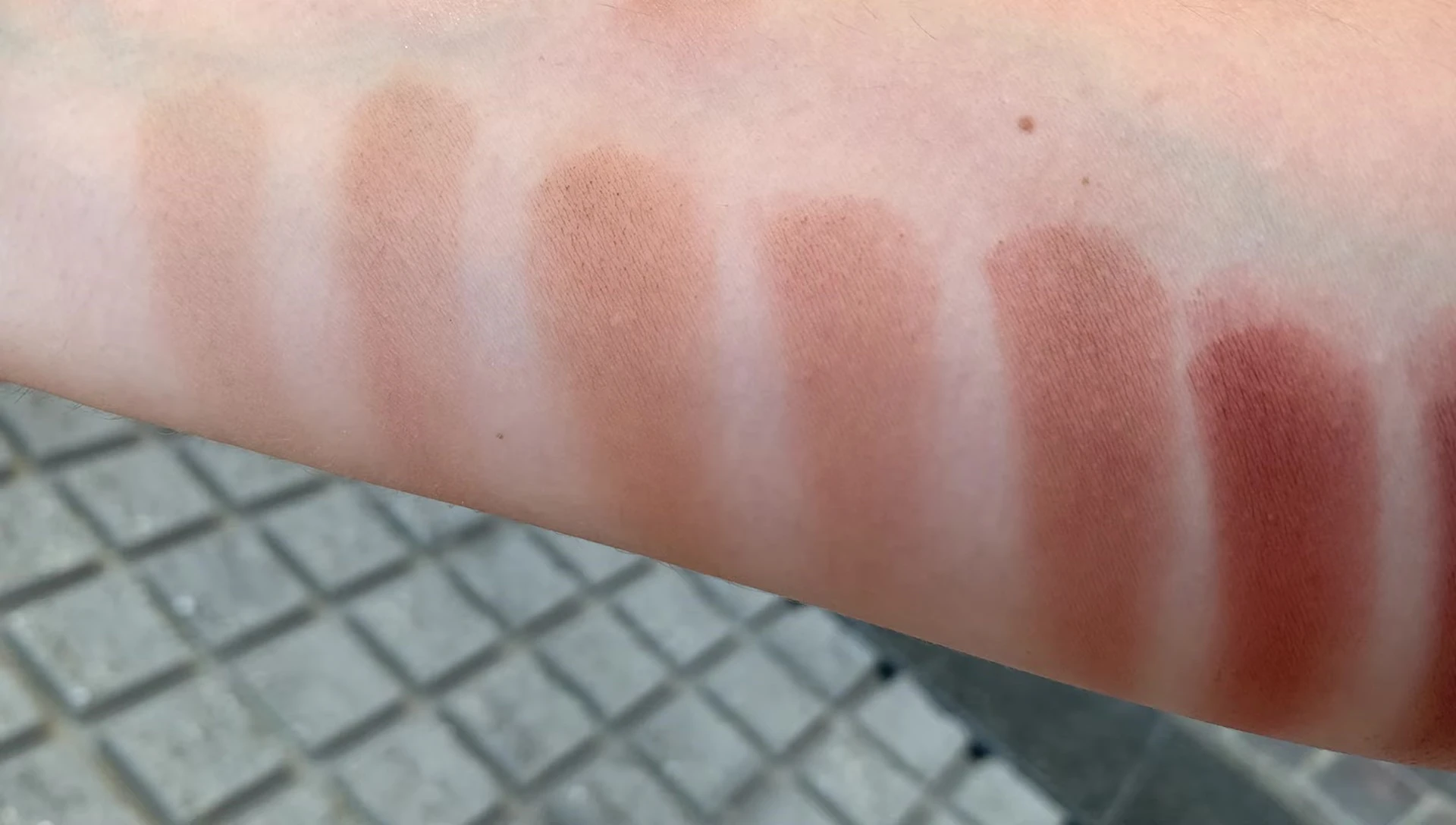 Close-up of shade #2