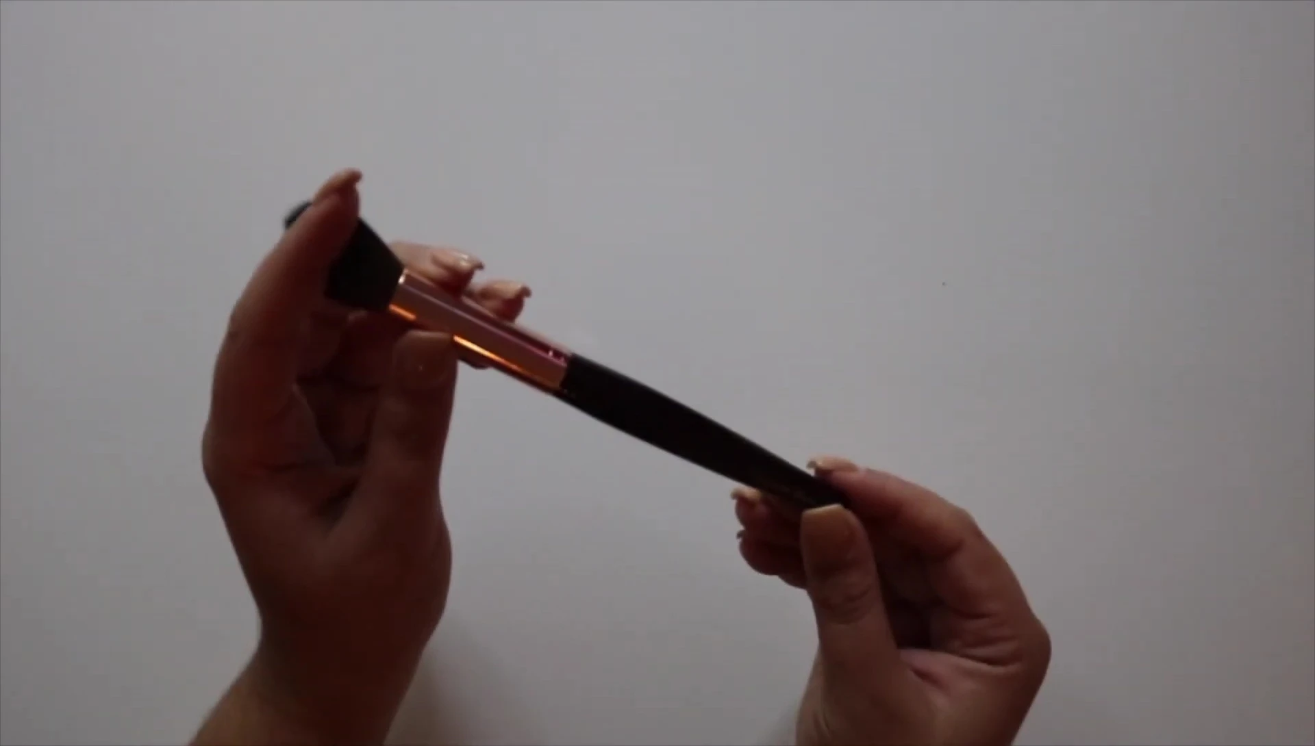 Charlotte Tilbury powder and sculpt brush
