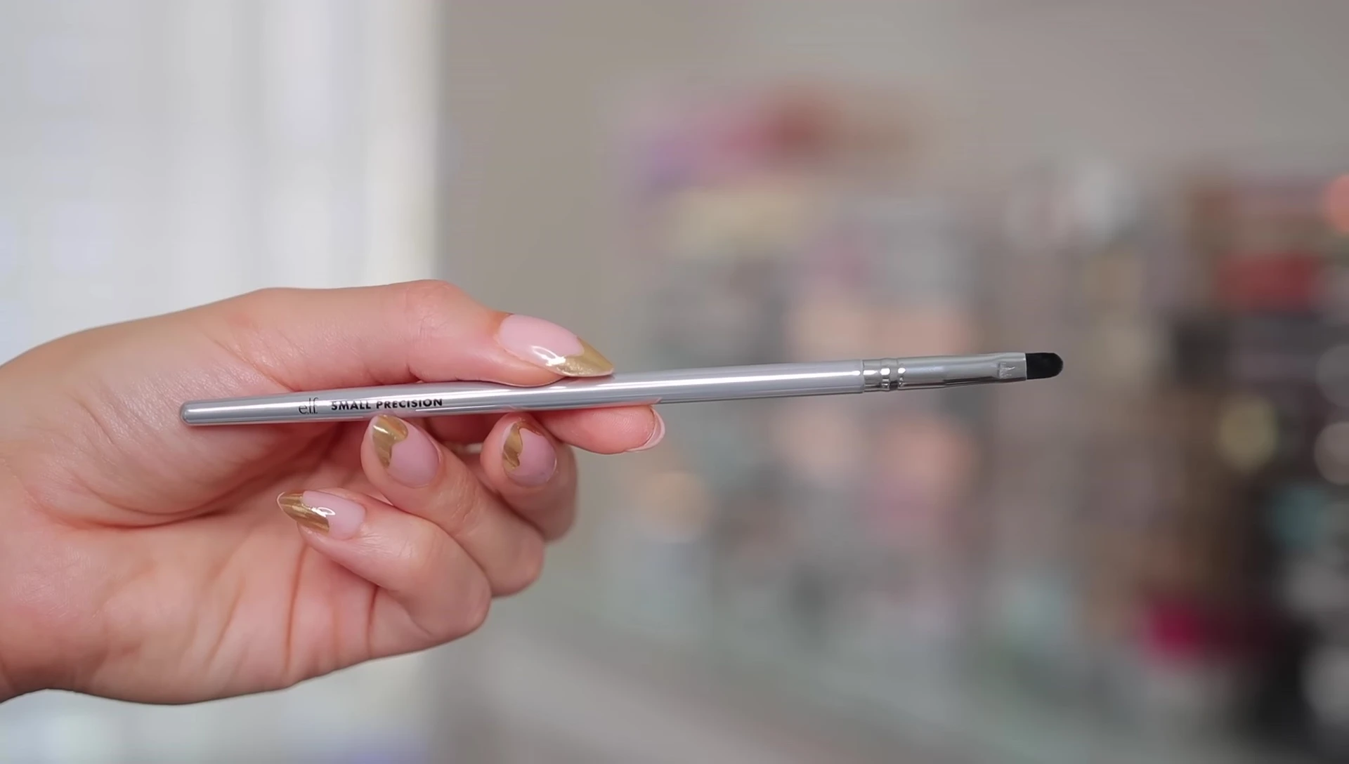 The e.l.f. small precision brush