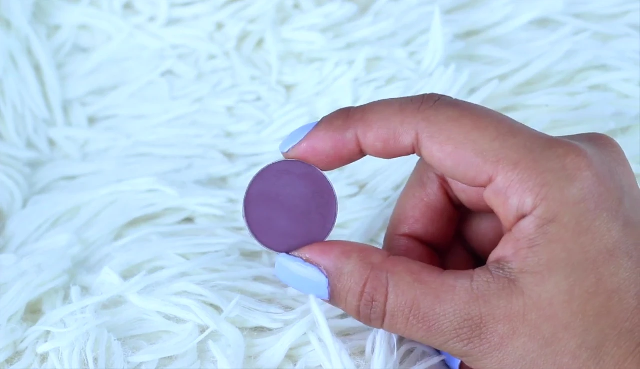 Luxie Eyeshadow 290 swatch