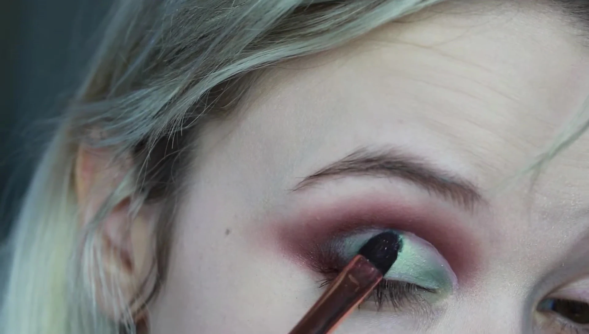 A variety of different eye looks created using the palette